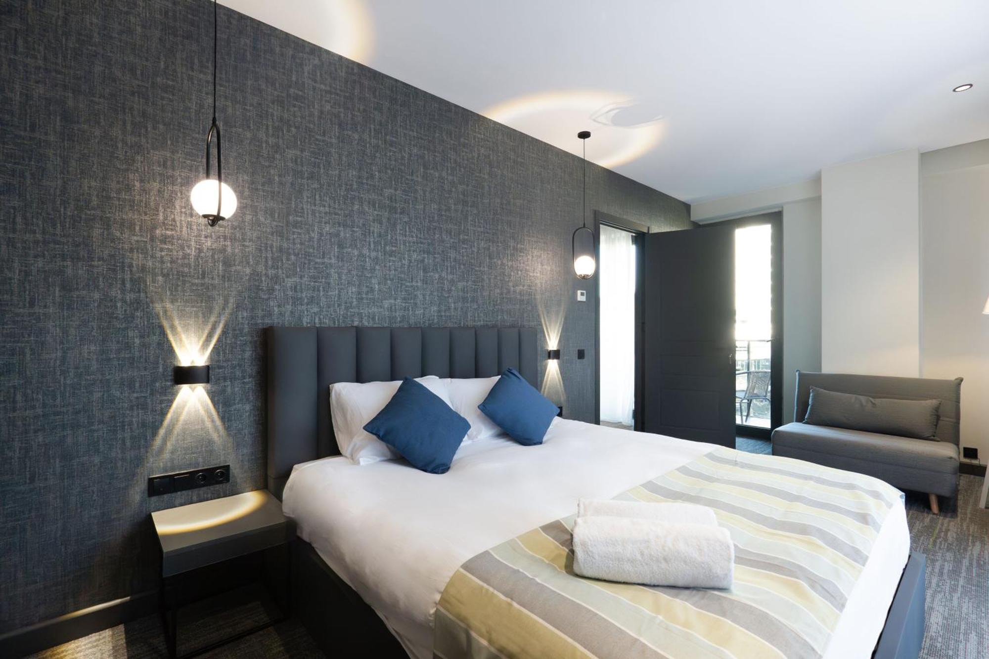 Nova Luxe Hotel & Residences Batumi Quarto foto